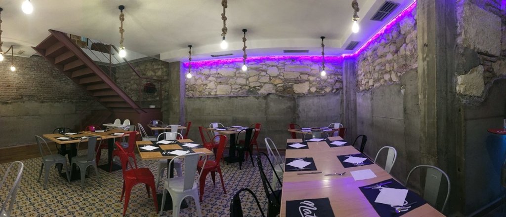 naaturak-burguer-tapas-almeria-1