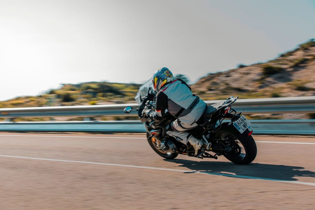 Rutas en moto por el interior de Almería